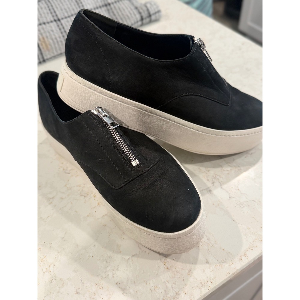 Vince Warren Black Suede Front Zip Platform Sneakers Womens 7M Low Top Shoe‎
